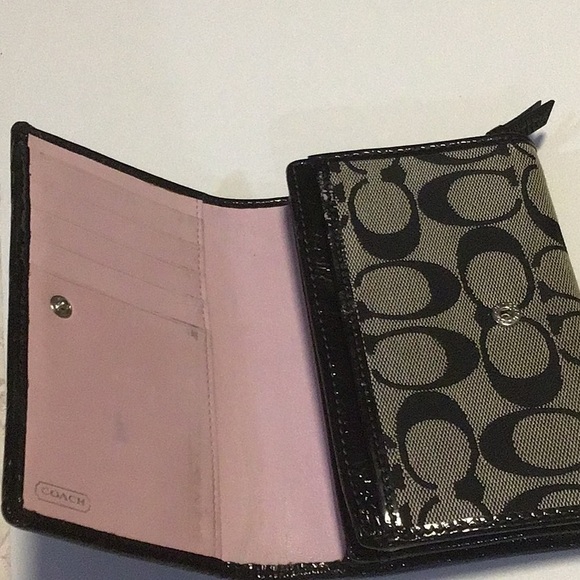 Coach wallet - Picture 2 of 8
